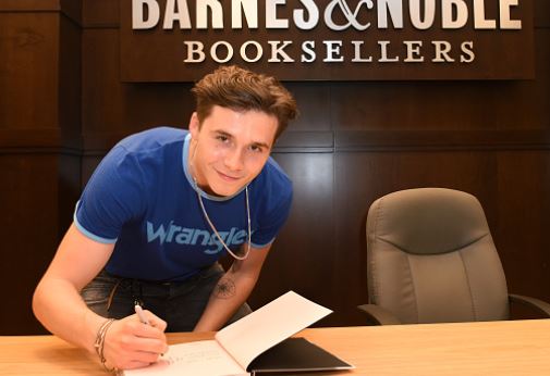 Brooklyn Beckham Dropping Out College