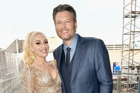 Gwen Stefani Blake Shelton Baby Wedding Plans Hold