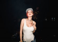 Bella Thorne Pictures