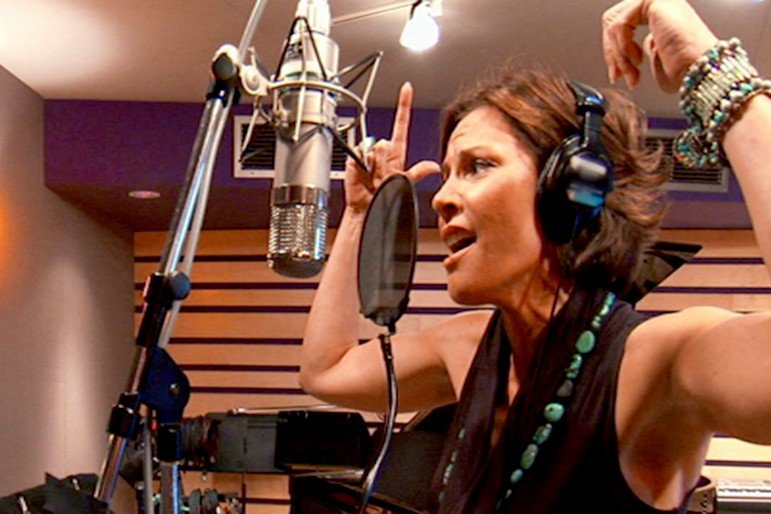 Luann de Lesseps Is Giving Away VIP Tickets To Her Cabaret Show To Fans Who Can Rap Her Song “Money Can’t Buy You Class”