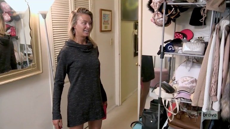 Lala Kent spray tan Lala Kent spray tan