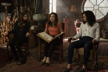 Charmed -- "Pilot"-- Image Number: CMD101c_0494rb.jpg -- Pictured (L-R): Melonie Diaz as Mel Vera, Sarah Jeffery as Maggie Vera and Madeleine Mantock as Macy Vaughn -- Photo: Katie Yu/The CW -- © 2018 The CW Network, LLC. All Rights Reserved