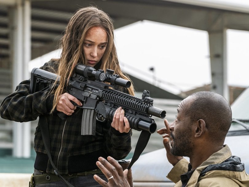 'Fear the Walking Dead' Preview Reveals Fate of Shot Survivor as Gun Battle Draws Everyone Into the Fray